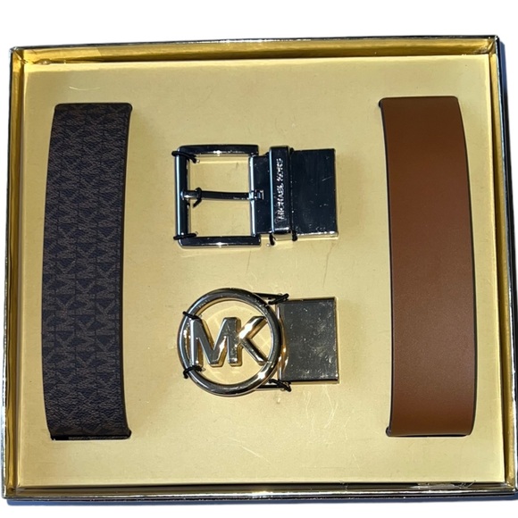 MICHAEL KORS Black Tan Interchangeable Monogram Logo Boxed Belt Gift Set - Picture 3 of 8